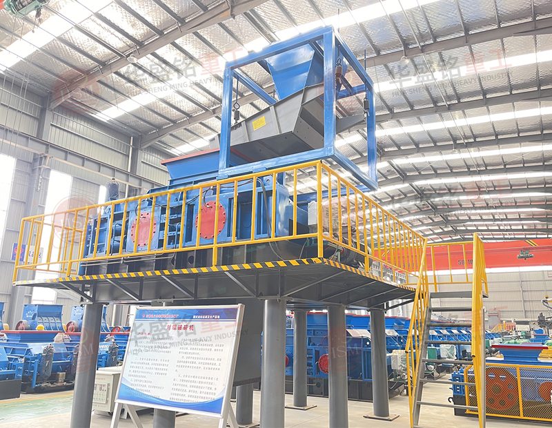 時產300噸雙輥制砂機怎么樣？石灰石制砂用什么設備？